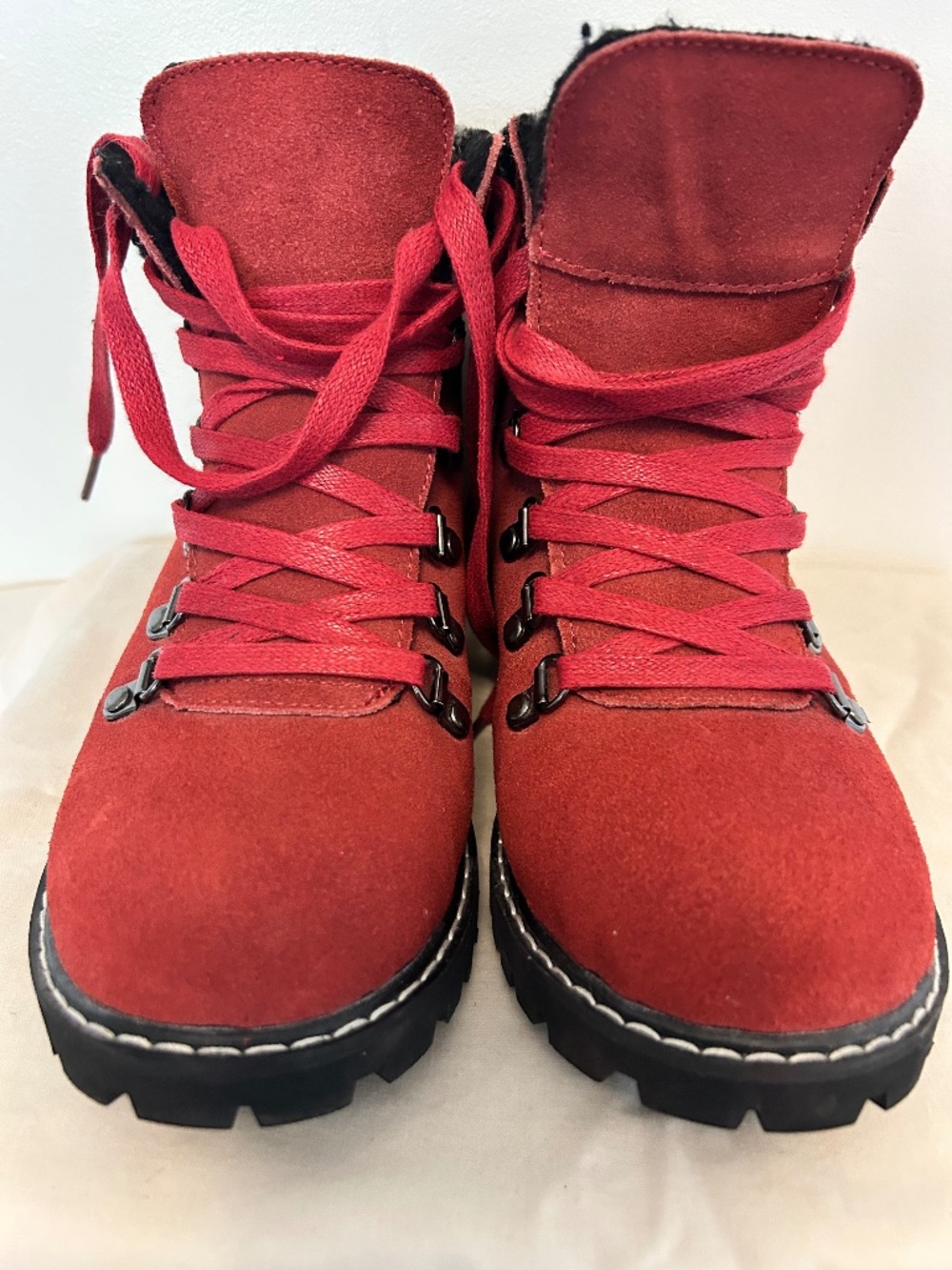 Olang Glamour Red Suede 200g Thinsulate Winter Boots Women's Sz 7 Swiveling Ice